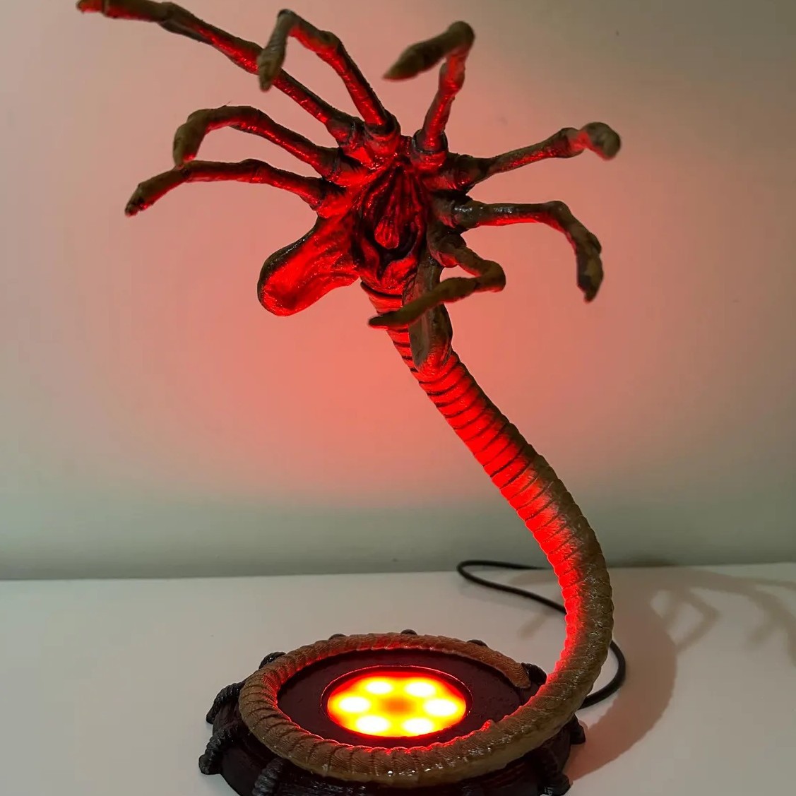 Alien Facehugger Lampe Nachtli – Home Decor Light Bewertung und Preis