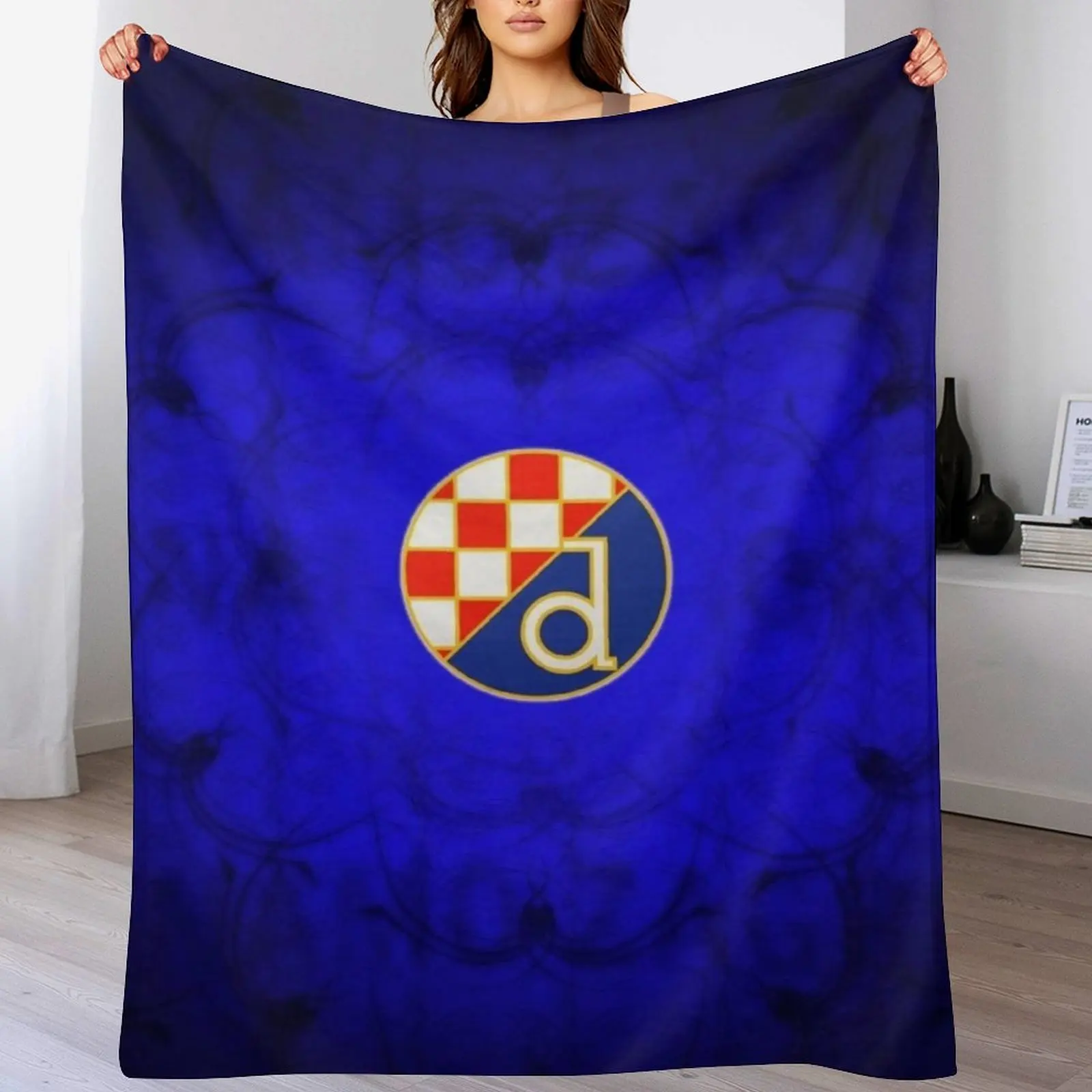 GNK Dinamo Zagreb Überwurfdeck – Home Decor Zagreb Bewertung und Preis