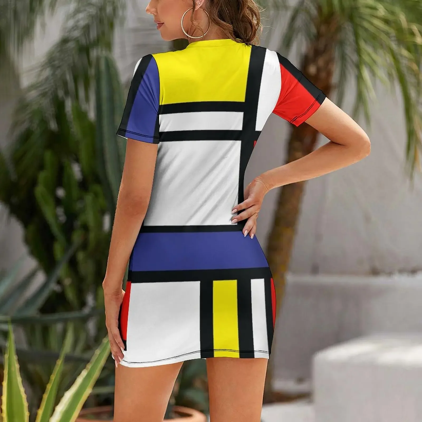 T-Shirt mit Mondrian-Farben-Mu – Home Decor Trend 2026 Bewertung und Preis